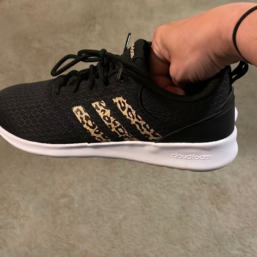Adidas leopard cloud foam tennis shoes